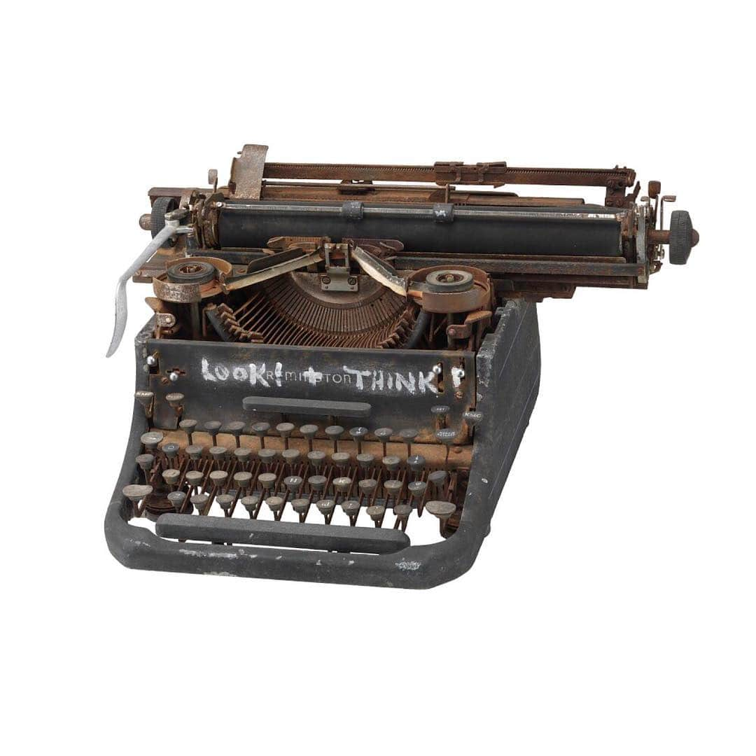 国立アメリカ歴史博物館さんのインスタグラム写真 - (国立アメリカ歴史博物館Instagram)「This well-worn typewriter belonged to Lawrence Ferlinghetti. A San Francisco poet, artist, and publisher, Ferlinghetti was an influential figure of the 1950s Beat Generation and the social revolution of the 1960s.  In 1956 Ferlinghetti was arrested and tried on obscenity charges for publishing and selling Allen Ginsberg’s poem "Howl." This landmark case established a key legal precedent for the publication of controversial literary pieces. His victory expanded the right to free speech and opened the way for an explosion of new works that tested the boundaries of literary expression.  #WorldPoetryDay #FirstAmendment #FreeSpeech #SanFranciscoHistory #ConstitutionalHistory #AmericanHistory #AmericanDemocracy #NationWeBuildTogether」3月21日 22時42分 - amhistorymuseum