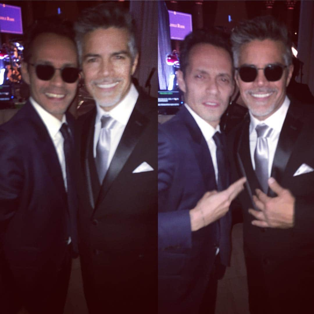 イーサイ・モラレスさんのインスタグラム写真 - (イーサイ・モラレスInstagram)「Had a wonderful time as co-host of Marc Anthony’s Maestro Cares fundraiser awards show gala recently. Lots of lovely ppl and award recipients came together to raise funds and awareness to help so many in need in Latin America and the US. A big thank you to all involved. Much love for the great work you do. Also great performances by Marc and Maluma #maestrocares #goodcause #helpingothers #altruism #loveit #bigheart #marcanthony #maluma」3月22日 10時58分 - esai_morales