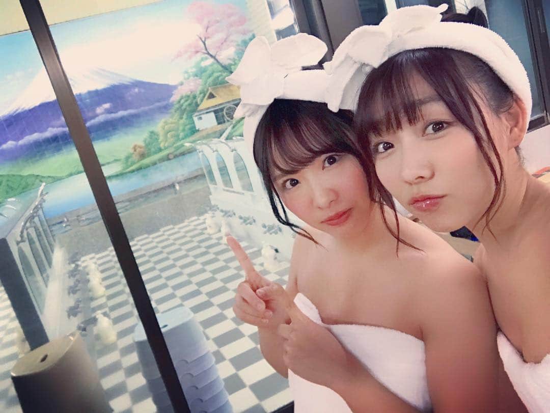 須田亜香里さんのインスタグラム写真 - (須田亜香里Instagram)「SKE48の新番組でだ〜す〜&つ〜ま〜が初回放送任される日が来るとは。しかもタオル一枚(笑)  #銭湯 #入浴 #japanese #bathtime #富士山 #ske48がひとっ風呂浴びさせて頂きます  #ネットもテレ東 で検索で全国どこからでも無料でご覧いただけます。 3分間だからすぐ見れるよー♪ https://video.tv-tokyo.co.jp/」3月22日 18時15分 - akarisuda