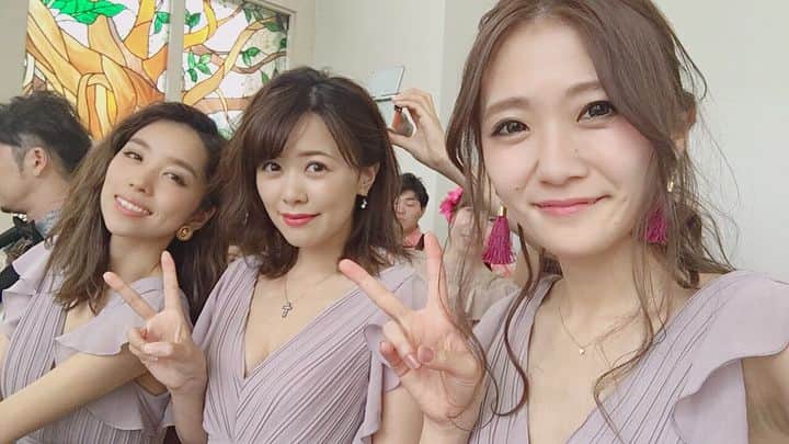柏木亜季子さんのインスタグラム写真 - (柏木亜季子Instagram)「⁑ 初のブライズメイド👗💐 コーラス隊と呼ばれてた。 ドリームガールズと呼んで。 #bridesmaid#wedding#okinawa#miyakojima#SweetS」3月23日 14時28分 - a_k_i824