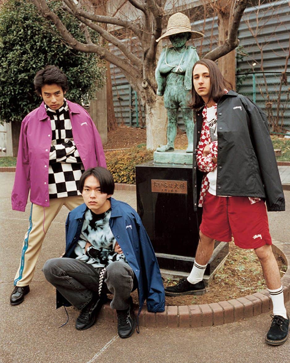 のインスタグラム：「【特集 藤原ヒロシ 発売中】SWITCH fashion issue on 20 March 2018.@switch_magazine  2018 SS FASHION STORIES［Stüssy | ROCKIN’ ROBIN］  Costume: #Stussy @stussyjapan  Photography: #若木信吾 @shingowakagi  Styling: #服部昌孝 @masataka_hattori  Hair&Make-Up: #HORI @benatural_official  Models: #緋美 @himimojo  #ILLIAN @___illian___  #小河原義経 @yoshitsune_ogahara」