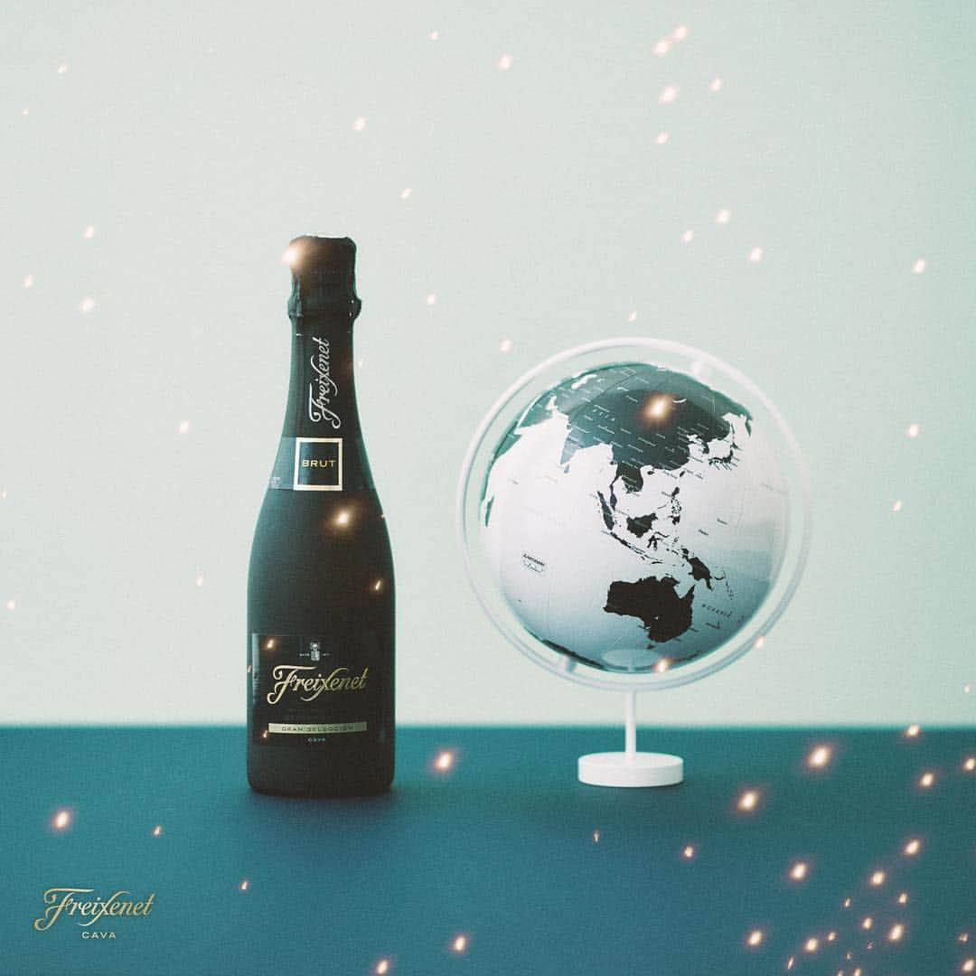 Freixenet フレシネ公式のインスタグラム：「GWの旅行プランを立てた。 今年はスペインでバル巡り！ とりあえず、今夜はうちバルで乾杯！ . #フレシネ #今日なに祝おう #freixenet #ゴールデンウィーク #GW #わくわく　#スペイン旅行 #カヴァ　#スパークリング　#スパークリングワイン」