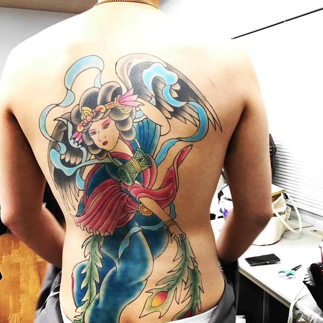 内田朝陽さんのインスタグラム写真 - (内田朝陽Instagram)「本日爆報!THE フライデー  My first tattoo (just make)  #鳴海清  #刺青 #爆報!THE フライデー # 天女 #tatoo #japaneseactor #make」3月23日 21時53分 - asahi_uchida