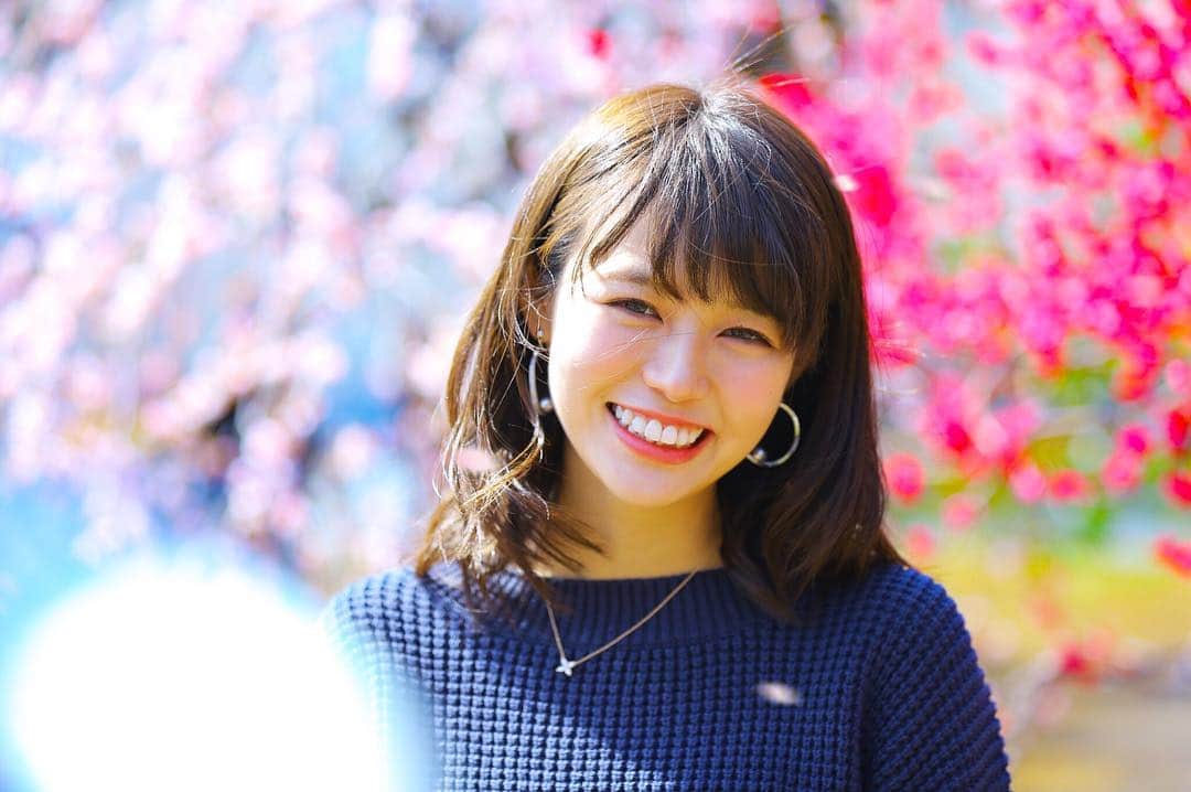 のインスタグラム：「・ 今日で21歳になりました🌸 20歳の1年間は私の人生の大きな分岐点になったと思います。 沢山の貴重な経験をさせていただいて、自分自身とても成長できた1年でした。 本当に多くの方に支えていただいているなぁと改めて実感できました。ありがとうございます✨ これからも関わる人すべてに感謝の気持ちを忘れず、大きく成長した姿を皆様に見せることができるように頑張りたいと思います！ いつも応援してくださる皆様が大大大好きです💗 これからもよろしくお願いします🙇‍♀️❣️」