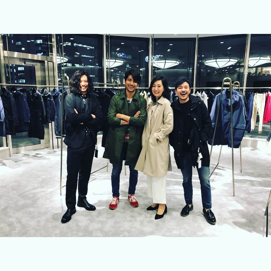 のインスタグラム：「Opening party for Tokyo Midtown HIBIYA  先日の東京ミッドタウン日比谷のパーティにて  #タトラス や #レクサス のフロアで沢山の友達と会えたー👍  春夏のタトラスもカッコ良かったし、レクサスのフロアは洗練されてるし  建物も全部見切れなかったので、またオープンしたら行かなきゃです💨  #openigparty #tokyomidtownhibiya #tatras #stradaest #fashion #lexus #flowerartist #massa  #東京ミッドタウン日比谷 #パーティー #ファッション #ストラダエスト」