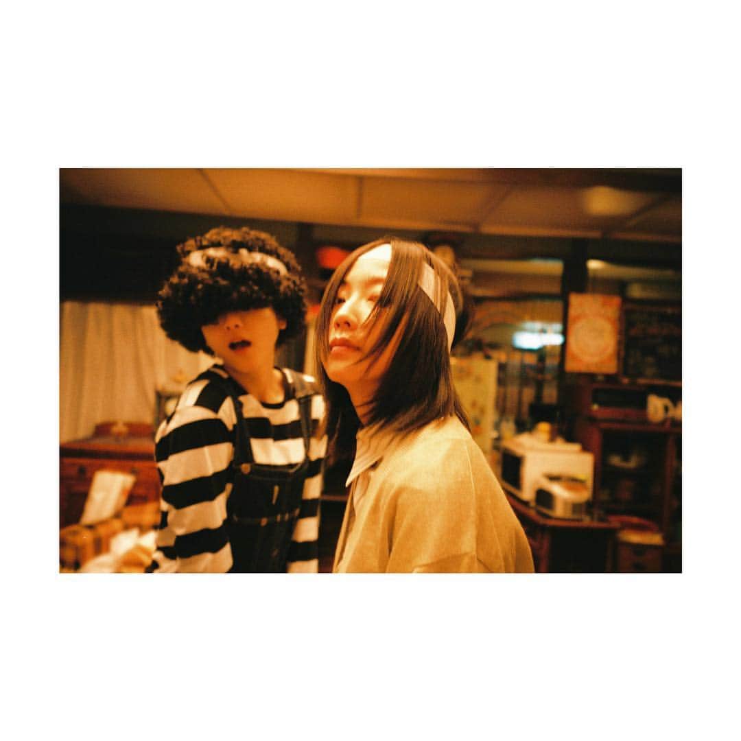 芳根京子さんのインスタグラム写真 - (芳根京子Instagram)「ばんば先輩とジジ様  #film #海月姫 #ばんば先輩呼び #好きでした」3月24日 12時03分 - yoshinekyoko