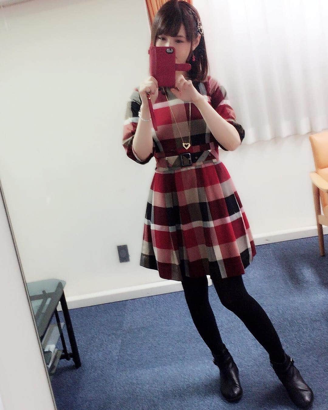 のインスタグラム：「#onepiece  #Burberry  #spring #fashion  バーバリーの春物ワンピースかわゆし」
