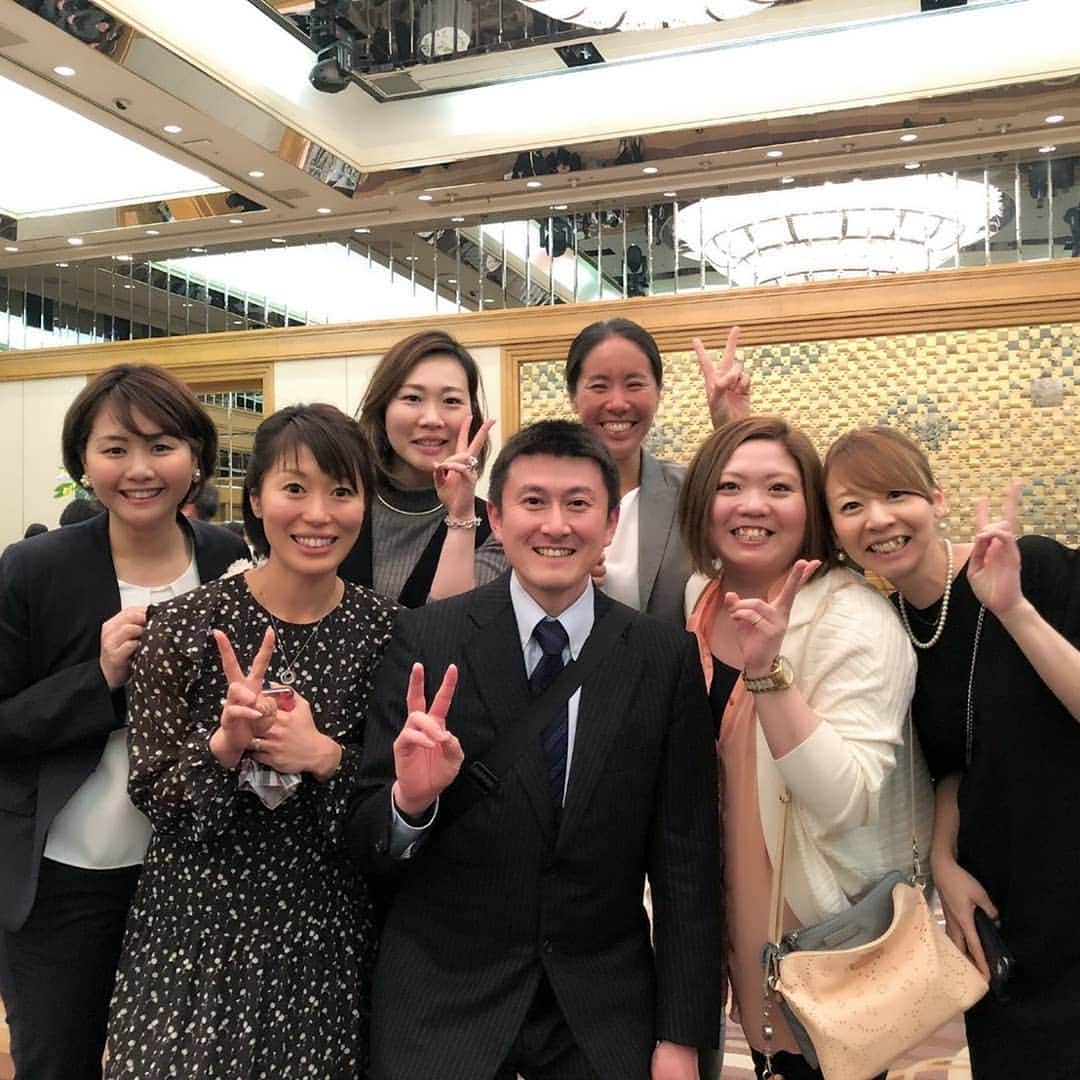 のインスタグラム：「共栄学園バレーボール部60周年記念祝賀会に出席して来ました🎉 懐かしい仲間に会えて、素晴らしい時間を過ごすことが出来ました‼️ #ビーチバレー#Wキャリア#デュアルキャリア#ダブルキャリア#バレーボール#バレー#アスリート#athlete#beachvolleyball #beachvolley#volleyball#スポーツ#sports#ビーチ#beach#パソナ#日本体育大学#共栄学園#祝賀会 #さわやか共栄学園」