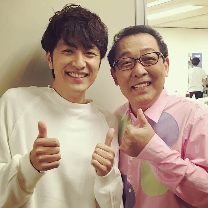 北川悠仁さんのインスタグラム写真 - (北川悠仁Instagram)「今夜はいよいよ #NHK総合にて #23時から #ゆずTVショー #15年ぶり復活 #生放送だよ #リクエスト待ってまーす #昨夜は生さだ #ついに出れた #さださん自由過ぎ #神 #最高っす」3月25日 9時59分 - yujin_kitagawa