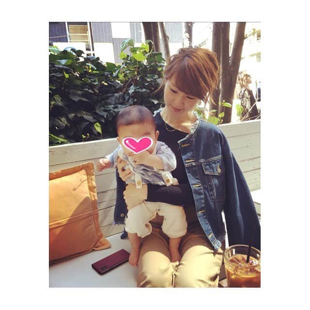 秋元玲奈さんのインスタグラム写真 - (秋元玲奈Instagram)「Sunny sunday🌞✨ #sunday #brunch  #babyboy  #familyday」3月25日 11時24分 - rena_akimoto