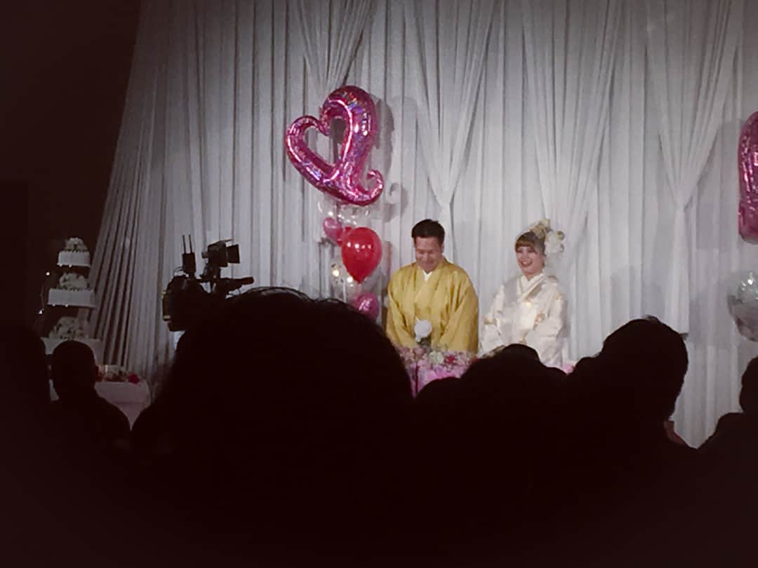 高松雪乃さんのインスタグラム写真 - (高松雪乃Instagram)「昨日は大学の友達の結婚式に参加させて頂きました🤵💓👰とても素敵で、会場が幸せオーラで包まれていました♡  おめでとう！  #結婚式 #happywedding」3月25日 11時55分 - yukinotakamatsu