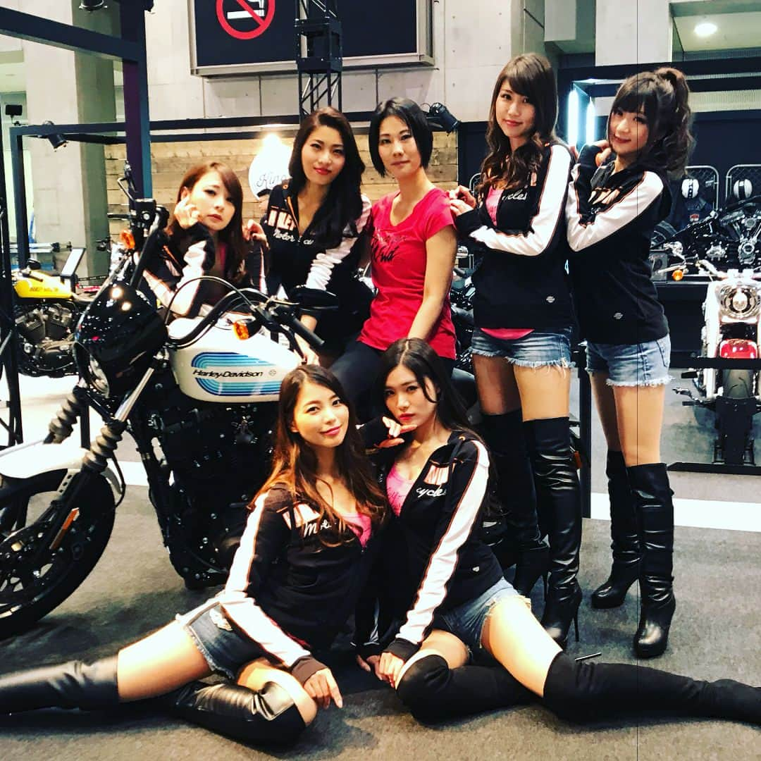 Harley-Davidson Japanさんのインスタグラム写真 - (Harley-Davidson JapanInstagram)「Thanks folks!! #ハーレー #harley #ハーレーダビッドソン #harleydavidson #バイク #bike #オートバイ #motorcycle #アイアン1200 #iron1200 #xl1200ns #フォーティーエイトスペシャル #fortyeightspecial #48special #xl1200xs #スポーツスター #sportster #新製品 #newmodel #イベント #event #東京モーターサイクルショー2018 #tmcs2018 #ありがとう #thanks #2018 自由 #freedom」3月25日 22時54分 - harleydavidsonjapan