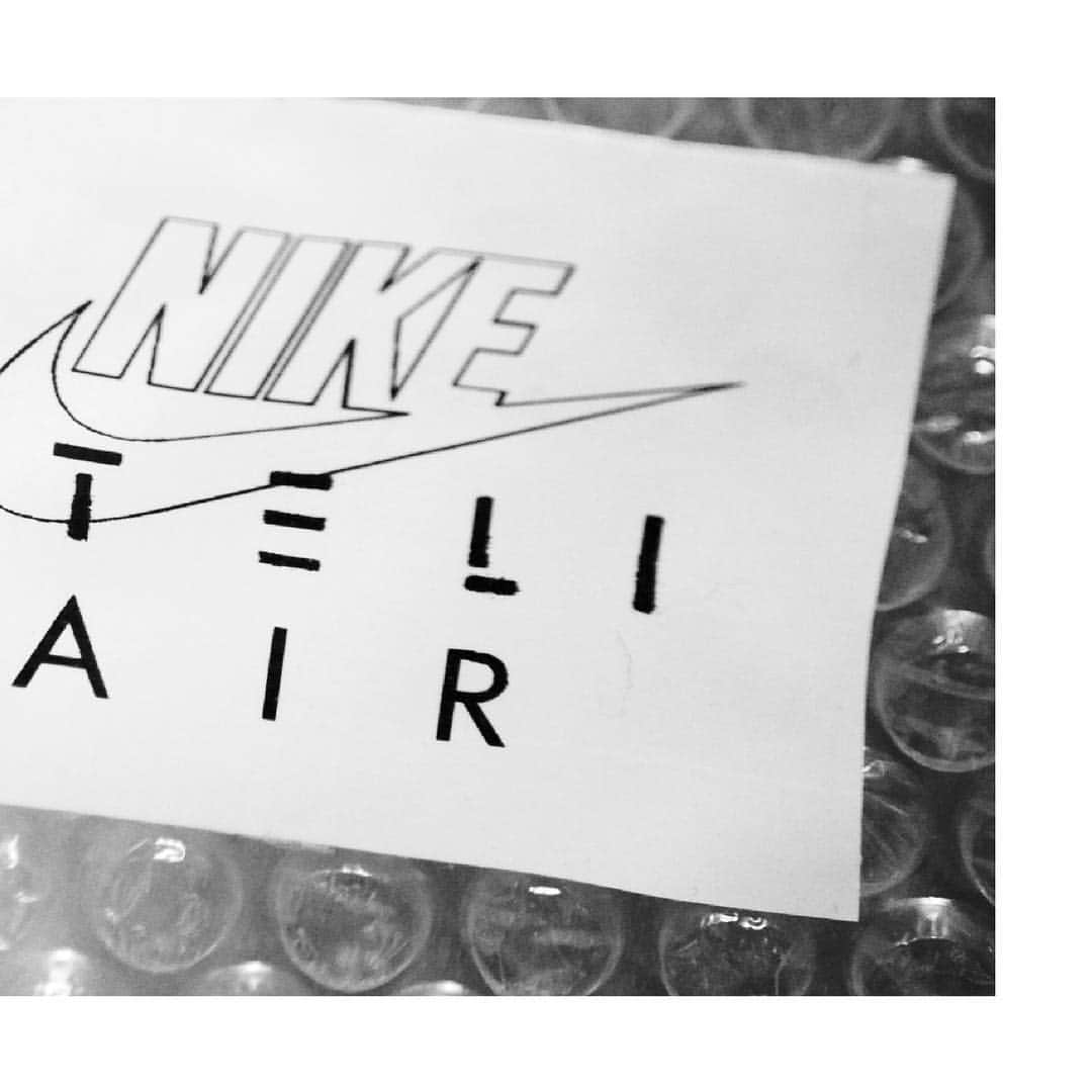 ATELIAIR by NIKE AIRさんのインスタグラム写真 - (ATELIAIR by NIKE AIRInstagram)「[ATELIAIR_DAY-09] ATELIAIR 本日最終日、20:00まで。9日間にわたるプロジェクトもいよいよフィナーレへ。33組のアーティストと共に多くの作品がここから生まれ、新しい空気を生み出した。 本日は、表参道ヒルズ SPACE OにてTYO ON AIRが開催。ALEXANDER JULIAN、HOUXO QUE、KOTA IGUCHI、MAGMA、MESの5組のアーティストによる巨大なAIR MAX 270のオブジェも登場。ATELIAIRでは、Dogsによる1日限定でB1FにDogsのインスタレーションスペースがオープン。お見逃しなく。 --- #NIKE #ATELIAIR #NIKEAIR #ONAIR」3月25日 17時09分 - ateliair_tokyo