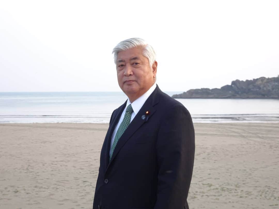 中谷元のインスタグラム：「白浜で元チャン #中谷元 #東洋町白浜海岸」