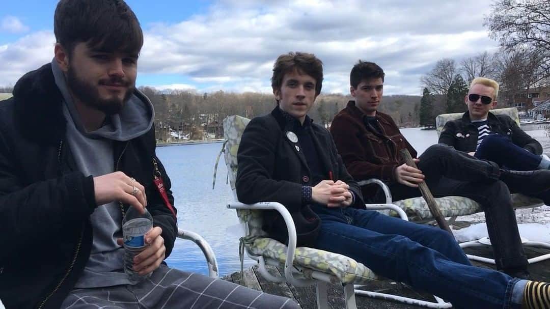 のインスタグラム：「Drew’s house is the place tonight in New Jersey! #nearhackensack」