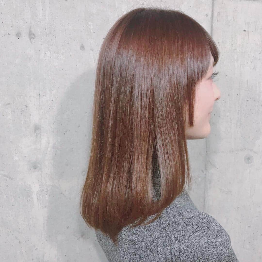 椿姫彩菜さんのインスタグラム写真 - (椿姫彩菜Instagram)「春らしくピンクブラウン系に！ 髪の毛もばっこり切りました！！ #salondemilk  さまいつもありがとうございます(๑>◡<๑)！」3月26日 19時08分 - tsubakiayana