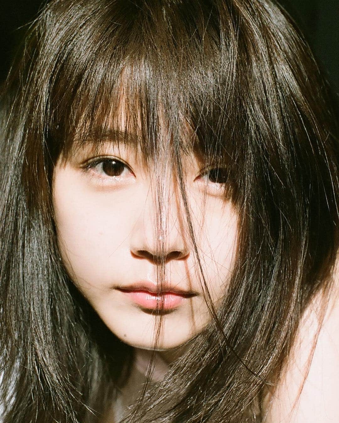 有村架純写真集『Clear』【公式】のインスタグラム：「ついに、タイトルと表紙が決定!! 『Clear』  ご期待ください‼︎ #有村架純 #有村架純写真集 #写真集」