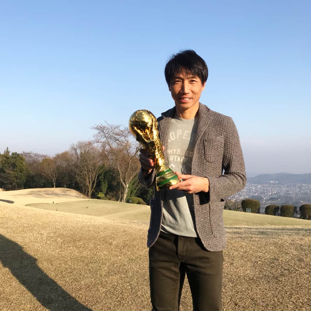 波戸康広さんのインスタグラム写真 - (波戸康広Instagram)「F・マリノスカップ ⛳️ ・ マリノスに関わる仲間達と親睦🤝 ・ #fmarinos #famliy #スタッフ #golf #ambassador #波戸康広 #soccer  #小山愛理 #坪倉進弥 弟は我が家の #坪倉由幸 #roughandswell #v12golf  #storage #instagolf #インスタゴルフ #ゴルフコーデ #親睦ゴルフ#ゴルフ男子 #キクマリmc #最高の仲間 #ゴルフ女子 #topseven_japan #春コーデ #spring  #springgolf #golfer #golfmen #golflove #ゴルフ日和 #instagood」3月26日 20時33分 - hato.official