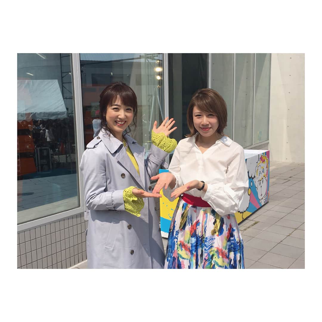 DJ みぃのインスタグラム：「流通科学大学「りゅうか夢のたねまつり〜お花見大作戦」！ytv 「すもももももも！ピーチCAFE」とFM OH！「よしもとラジオ高校ーらじこー」とのコラボで川田裕美さんとMCをさせて頂きました🎤ライブに公開収録に抽選会まで盛りだくさんの内容をでした☺️✨黒髪のリリーちゃんにも会えて嬉しかったな😆😍そして！「NMB48」、「DOBERMAN INFINITY」との公開収録も行いました✨その模様は4月15日（日）のFM OH!（85.1）のサンデースペシャルでオンエアしますので是非チェックしてくださいね💗☺️ #fmoh #ytv #川田裕美 さん #黒髪のリリー ちゃん #nmb48 #dobermaninfinity」