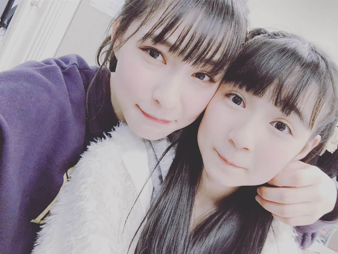 山本茉央さんのインスタグラム写真 - (山本茉央Instagram)「公演後の私たち 今村まりあ💕  #HKT #ポニーテール #ヘアースタイル」3月26日 22時29分 - maaa0_0918