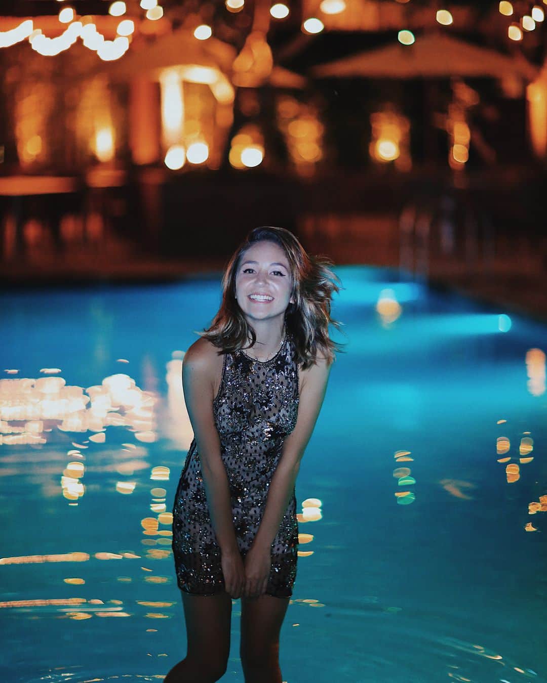 アリッサ ウーテンのインスタグラム：「Night swim 💦 PC @chissta」