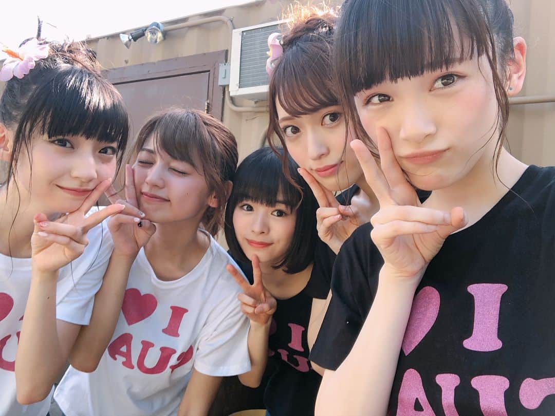太野彩香さんのインスタグラム写真 - (太野彩香Instagram)「「AKB48グループ選抜 スペシャルライブin Guam」ありがとうございました。 サインボールや水鉄砲や撮影タイムや現地の方と一緒に踊ったり、ファンの皆さんと一緒に盛り上がれてすごく楽しかったです！一足先に夏満喫してる〜😆✨✨✨ この後はアフターパーティー🎉 #guam#instaguam_akb#instaguam2018#summer#live#instagram#followme#ngt48」4月21日 17時23分 - tanoayaka2
