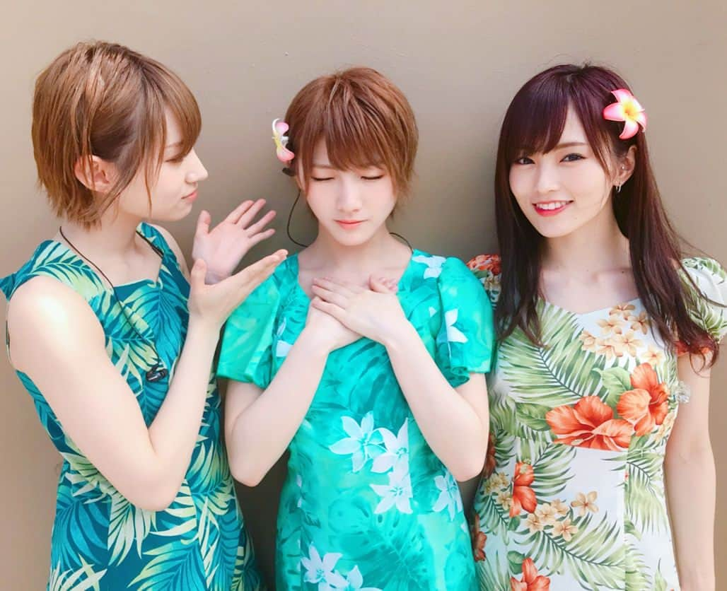 岡田奈々さんのインスタグラム写真 - (岡田奈々Instagram)「👗🌺💚🌈 グアムに来てます 〜 ! さやゆーりの破壊力が …  やばいでございます 。 #instaguam  #グアム  #さやゆーり」4月21日 20時10分 - okada7_akb48_stu48