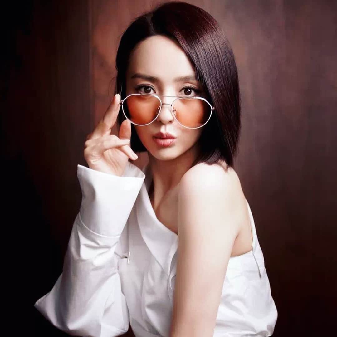 トン・リーヤー（Tong Liya）さんのインスタグラム写真 - (トン・リーヤー（Tong Liya）Instagram)「PARIM eyeglasses meeting」4月22日 12時53分 - yaya_liyatong
