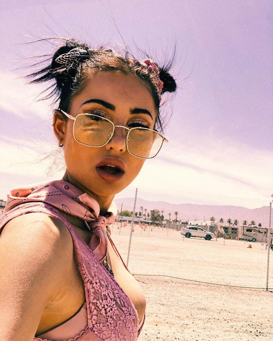 Greta Menchiのインスタグラム：「Dream hard we only have one life and we are all in this together!」