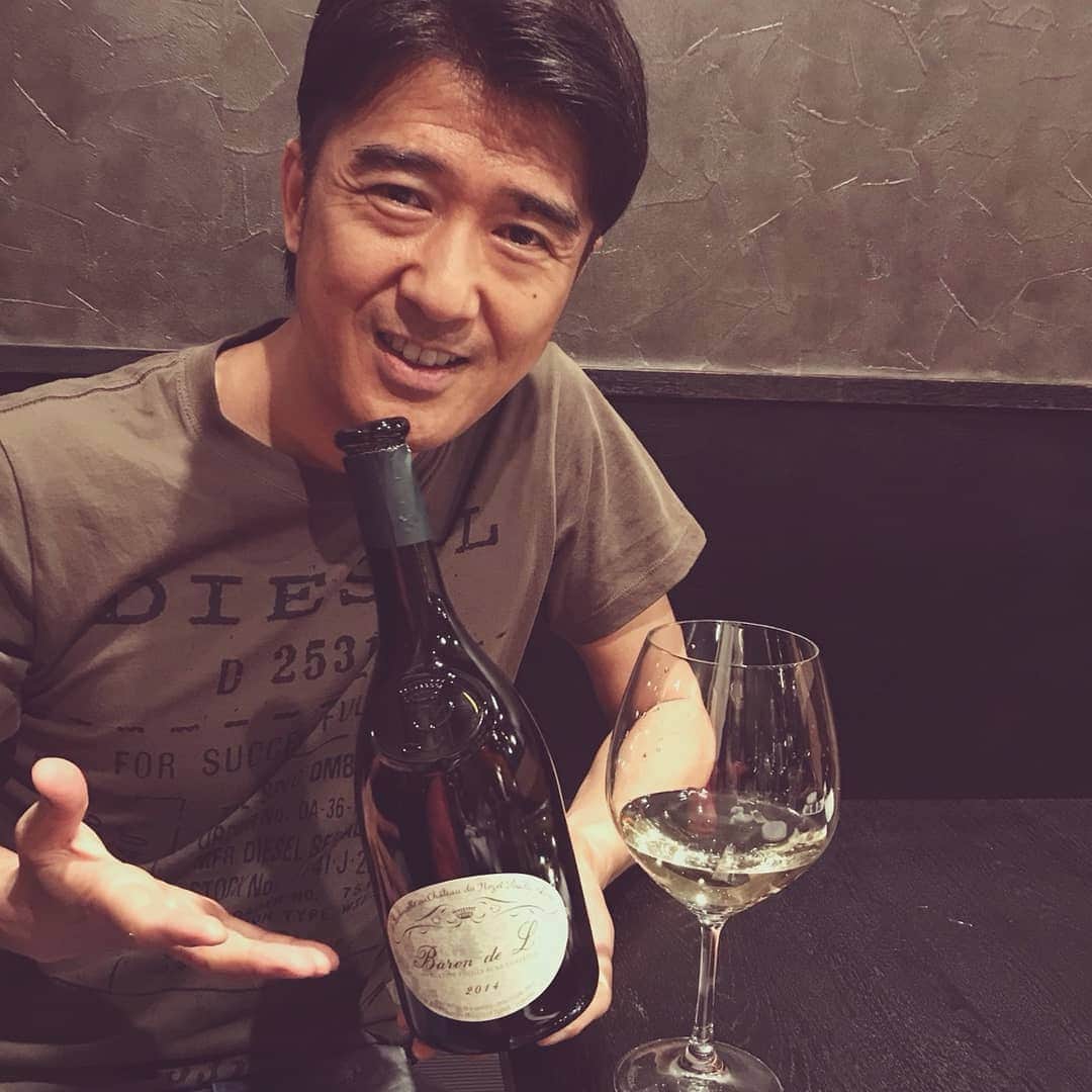 池森秀一さんのインスタグラム写真 - (池森秀一Instagram)「陽が高くなると、ソーヴィニヨン ブラン🍷 #DEEN #池森秀一 #wine #ワイン」4月22日 15時50分 - ikemori_shuichi