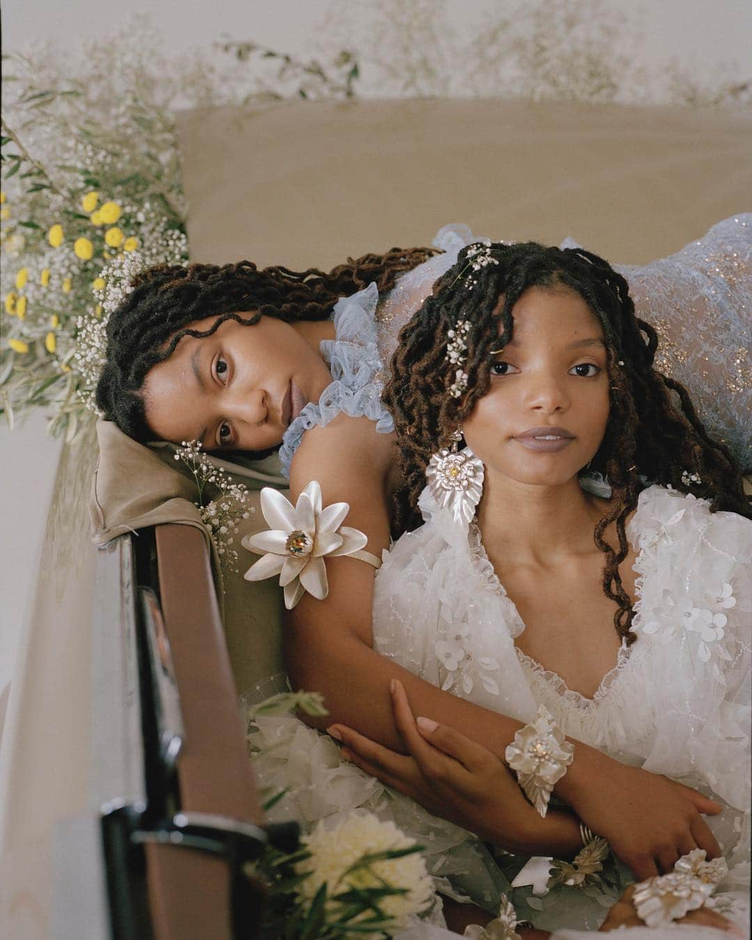 ロダルテさんのインスタグラム写真 - (ロダルテInstagram)「Happy Earth Day! @chloexhalle wearing Rodarte SS18 in @garage_magazine (ph: @dritch, styled by @gabriellak_j). #rodarte」4月23日 6時45分 - rodarte