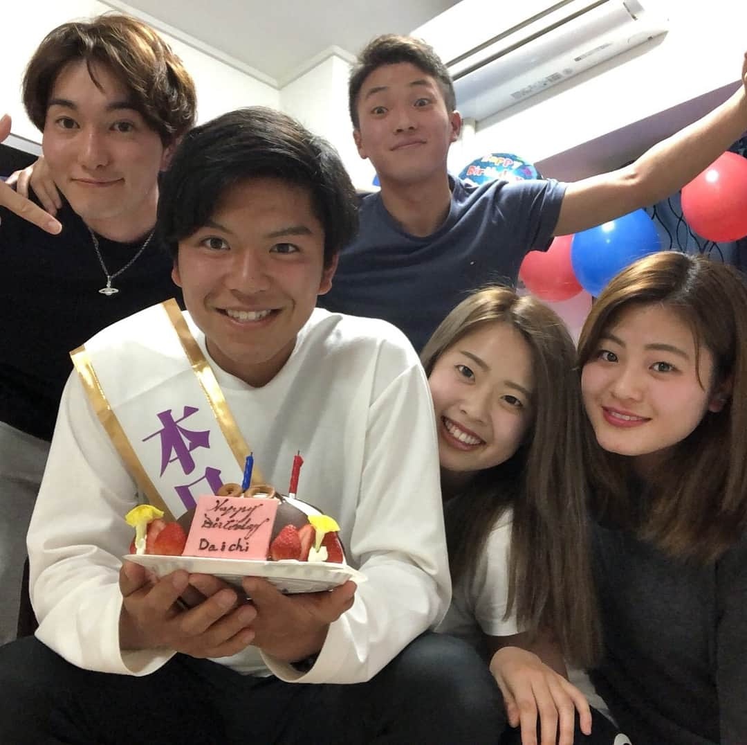 原大知のインスタグラム：「ほんといい誕生日でした 忘れられない一日  #誕生日 #20歳 #合法  #大山 #本当にありがとうございます！」