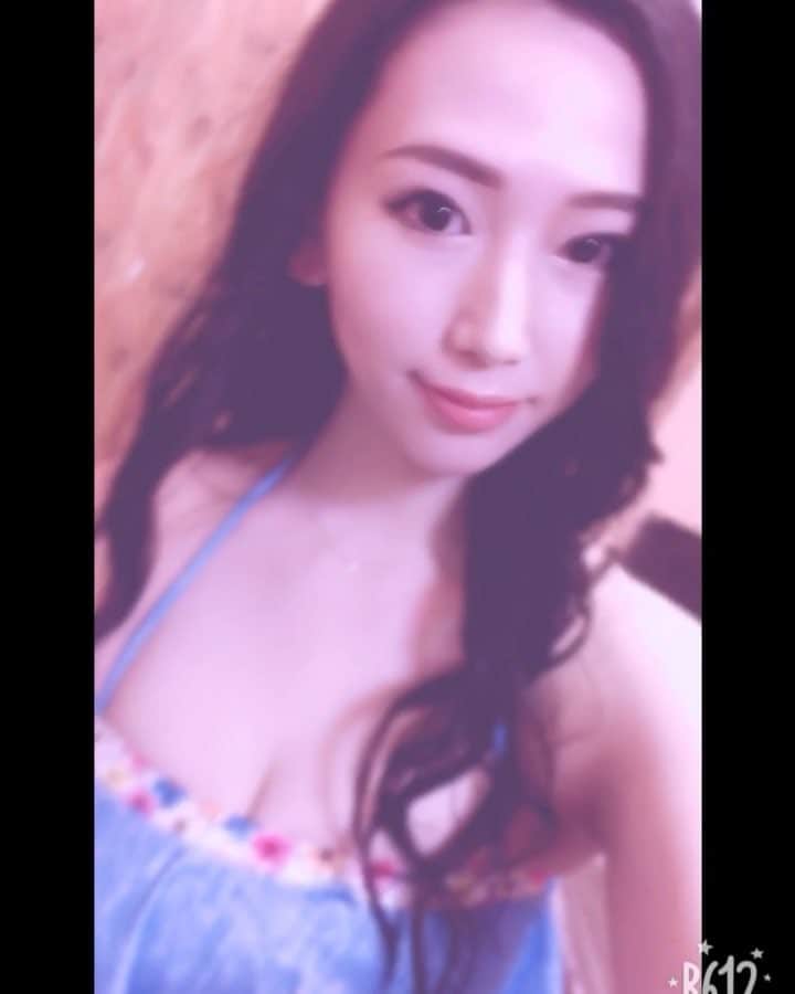 佐山愛のインスタグラム：「・ OPPAIイベントに来てくださったみなさん❤️ ありがとうございましたーっ✨✨ ・ この平日に地方からはるばる 飛行機に乗って来てくれたり✈️ お仕事抜けてこっそり参加という方がいたり(笑) SNSの更新もマメじゃない私なので 忘れられててもおかしくないのに、 みんなあの手この手で参加してくれるから 本当に本当に嬉しいよーーっ🤗❤️✨ ・ ・ 5月のイベントは21日にムーランさんで やりま〜す！ ・ またぜひ遊びに来てね😻 ・ ・ #イベント #funmeeting  #アキバ #秋葉原 #akihabara  #ラムタラエピカリアキバ #ちゅっちゅちゅー💋 #帰りにクレープ食べてご満悦❤️」