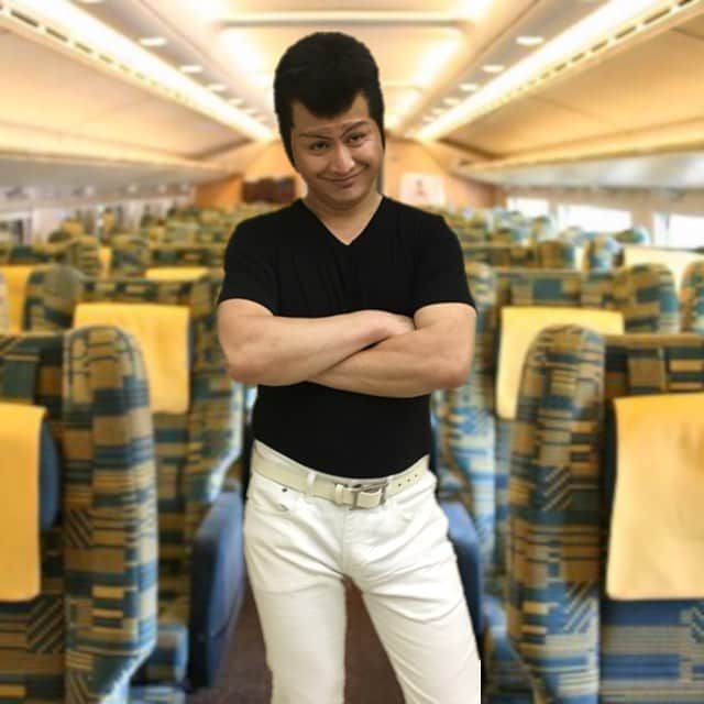 福島善成さんのインスタグラム写真 福島善成instagram 画像は 物凄くケバい女性とグリーン車に乗ってる人 のモノマネです 新幹線 グリーン車 町一番のケバい女と リクライニングをフルに倒し 車内販売で大量に買う 芸能人がいると大きな声でケバい女に