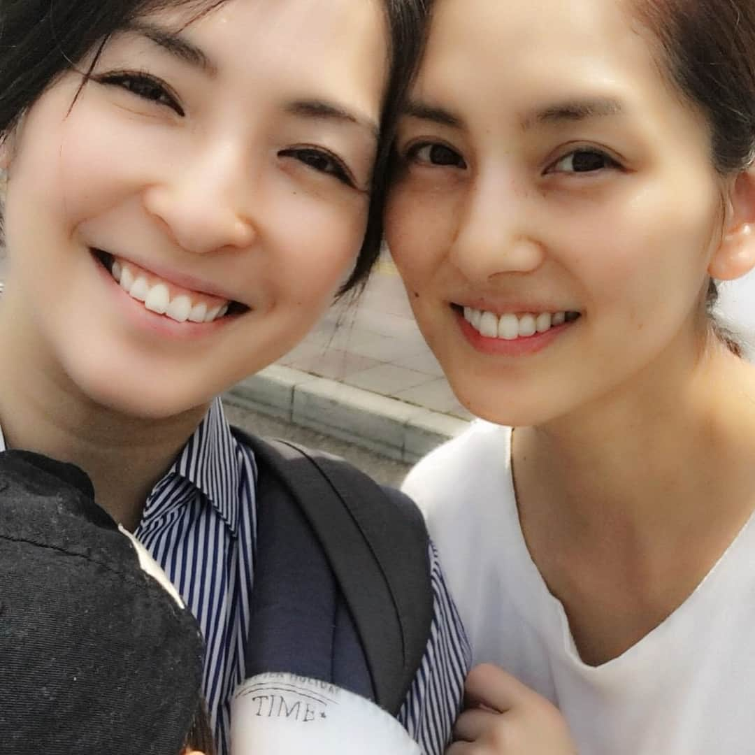 相沢紗世さんのインスタグラム写真 - (相沢紗世Instagram)「まゆが遊びに来てくれたー💖みんなでタコパもしたよ😆✨#定期的に来てくれる#2人育児中の救世主#いろいろ話せて楽しかった😍#お互いママの会話#時間が足りない💦#またすぐ会おうね💖」4月24日 21時14分 - sayoaizawa