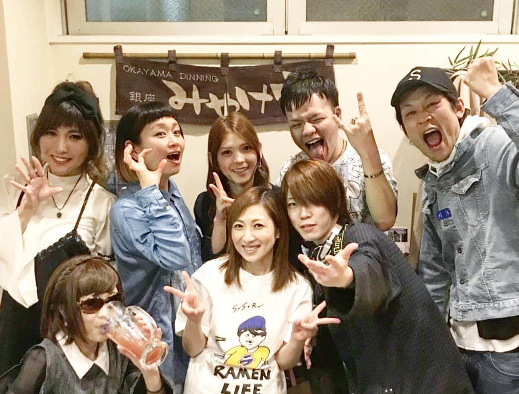 石関友梨のグルメインスタ