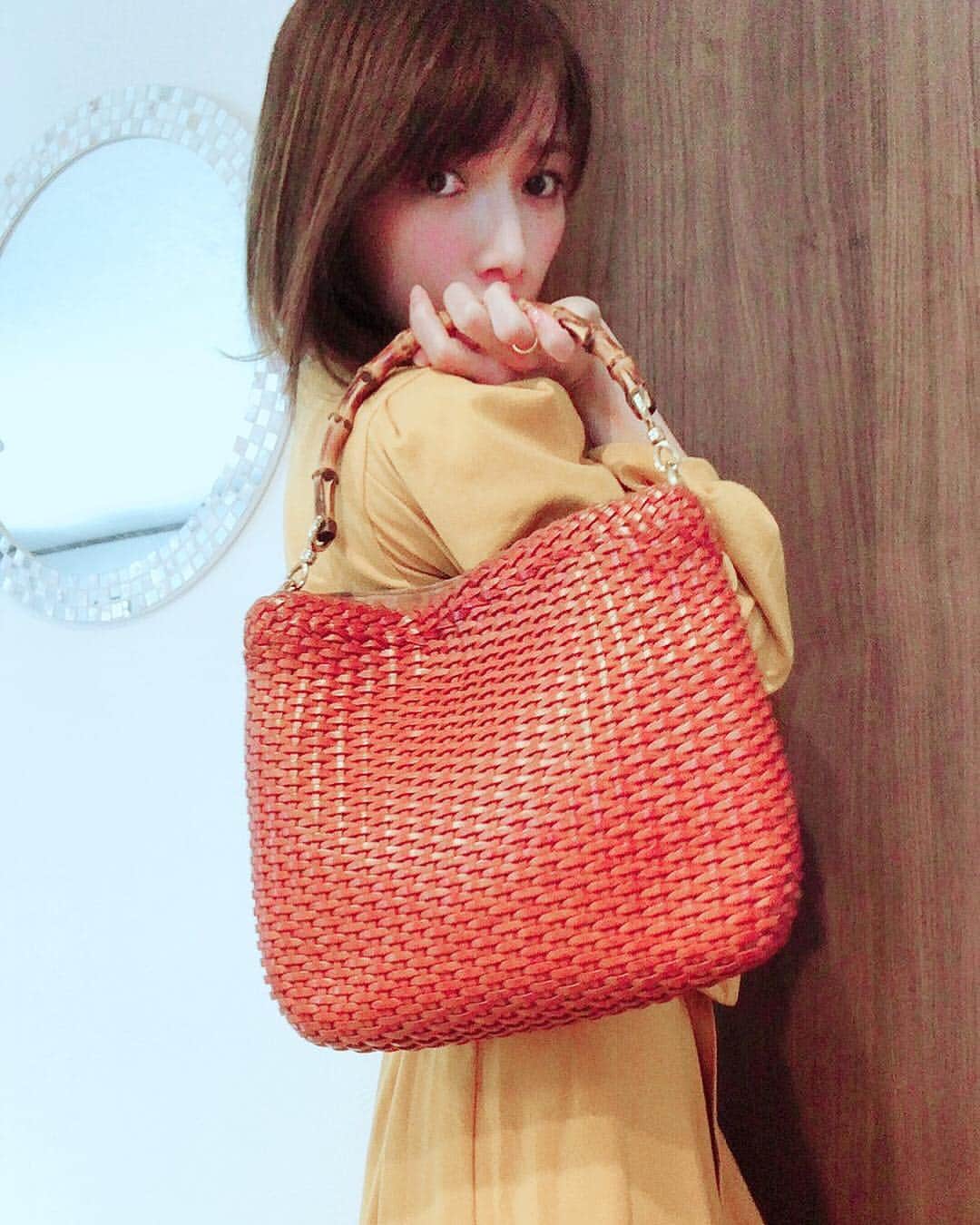 のインスタグラム：「最近代官山にOpenした @hedy_japan で #gucci のバンブーストローバックをget♡ #まきふく @gucci」