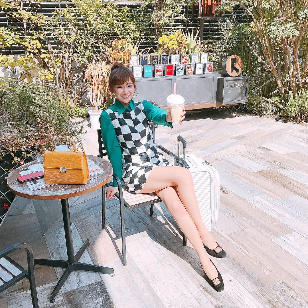 のインスタグラム：「お姉ちゃんとデートDAY2❤️ #姉妹 #姉 #仲良し #東京 #デート #東京デート #北海道 #またきてね💕」
