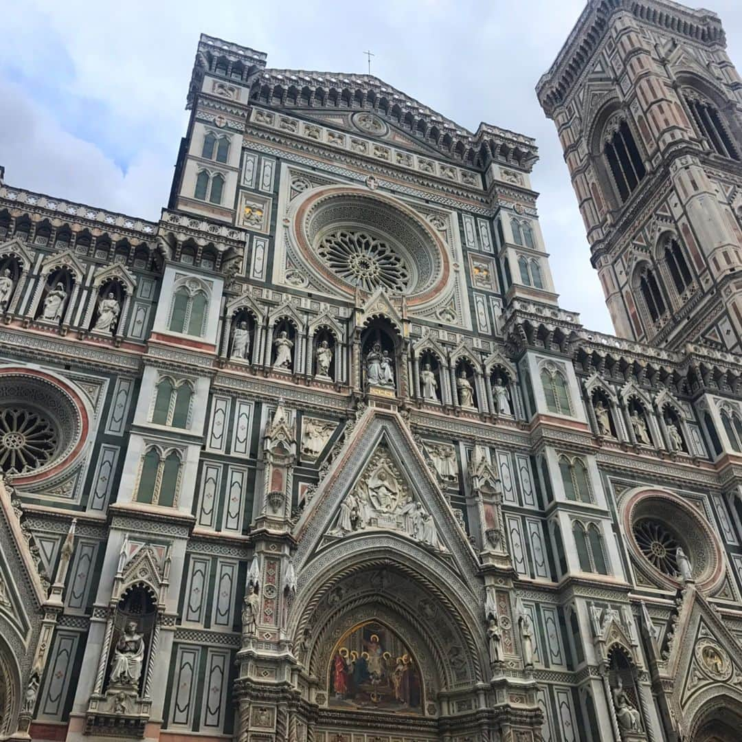 二見梓さんのインスタグラム写真 - (二見梓Instagram)「🌷🐣🐰💚 I love Firenze!! I'd love to go again‼︎ #italy#firenze#pisa#人生初ひとり旅#イースター旅#activerest#最高」4月2日 5時24分 - a.z.u.0.5.1.5