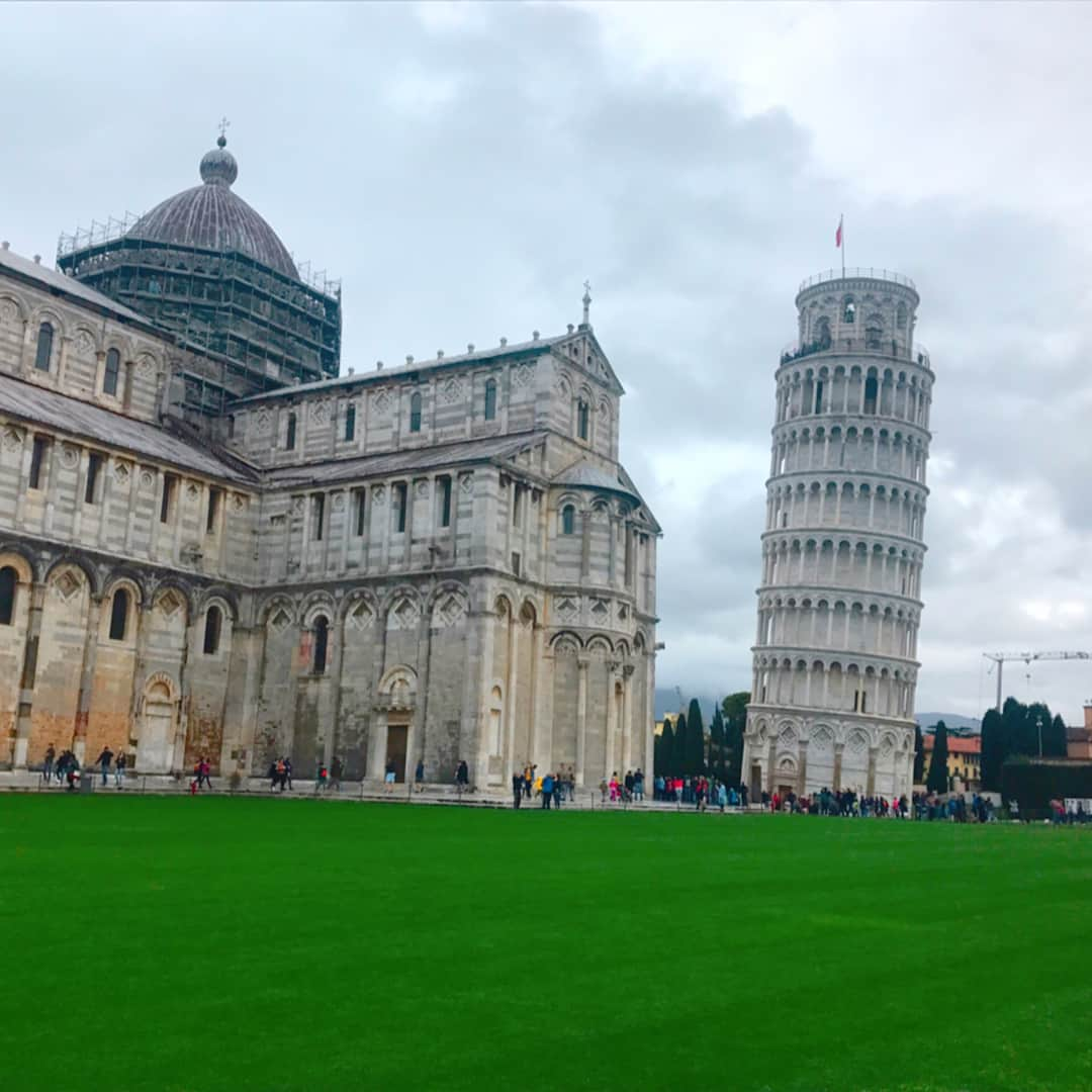 二見梓のインスタグラム：「🌷🐣🐰💚 I love Firenze!! I'd love to go again‼︎ #italy#firenze#pisa#人生初ひとり旅#イースター旅#activerest#最高」