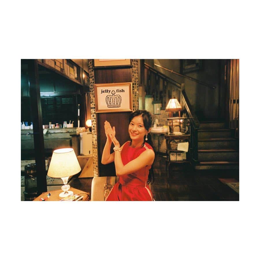 芳根京子さんのインスタグラム写真 - (芳根京子Instagram)「これまた懐かしき格好だ。 Jelly fish.  #film #海月姫」4月2日 17時45分 - yoshinekyoko