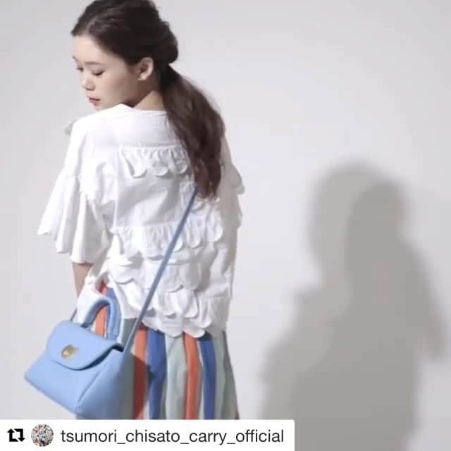 千田麻実のインスタグラム：「👜💖👜 #Repost @tsumori_chisato_carry_official with @get_repost ・・・ 2018SSホームページ更新しました✨今回も前回同様モデルは @mami__s 千田麻実さんにご協力頂きました🎶 http://tsumorichisatocarry.jp #tsumori#ツモリ#tsumorichisato #ツモリチサト#tsumorichisatocarry #ツモリチサトキャリー#HP#ホームページ#2018SS」
