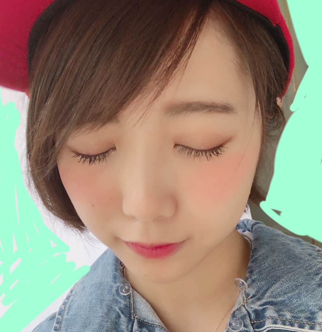 戸田真琴さんのインスタグラム写真 - (戸田真琴Instagram)「赤メイク🐔 #makeup #red #redmakeup #Tokyo #japanesegirl #hairmake #redlips #chanel」4月3日 20時16分 - toda_makoto