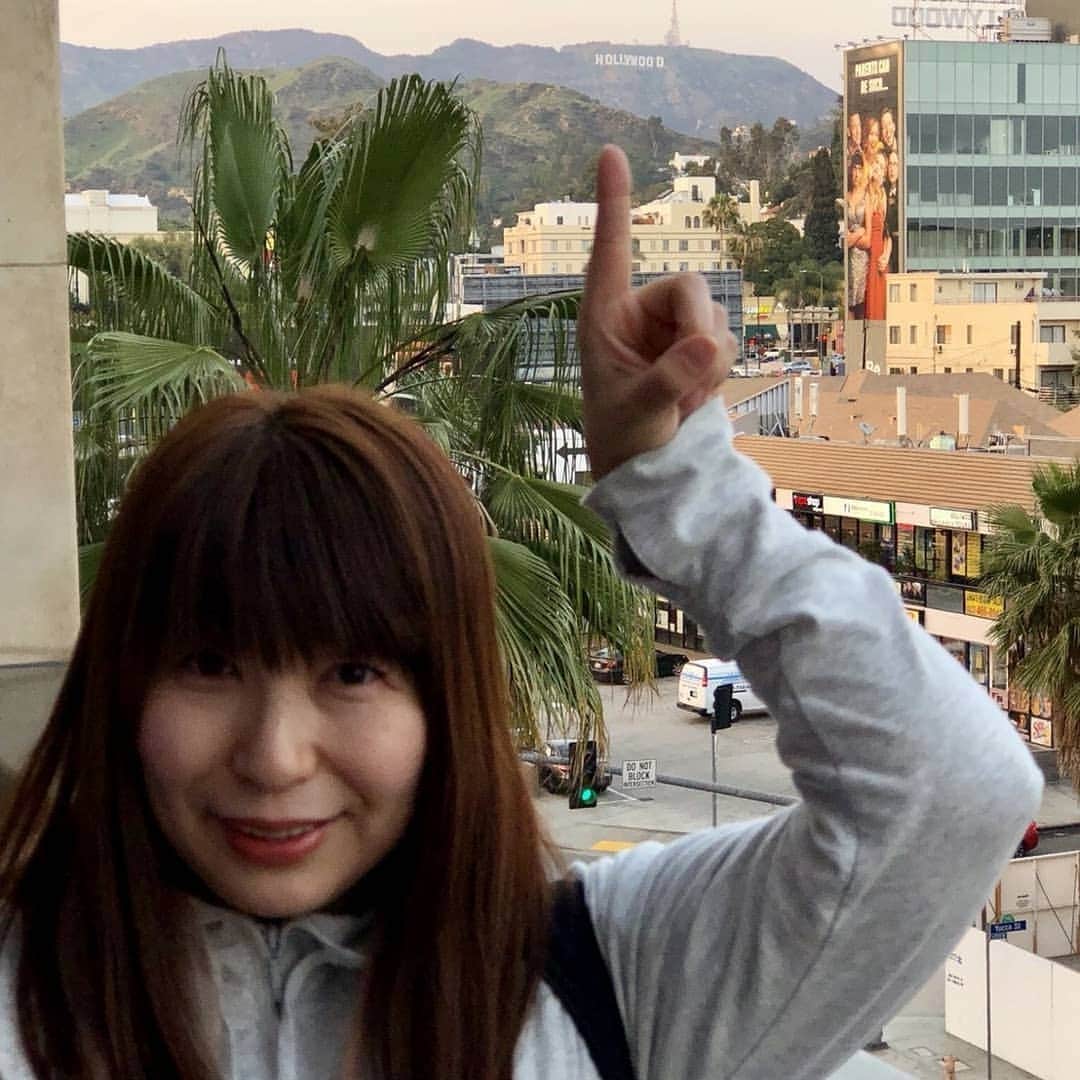 のインスタグラム：「Finally in Hollywood☆」