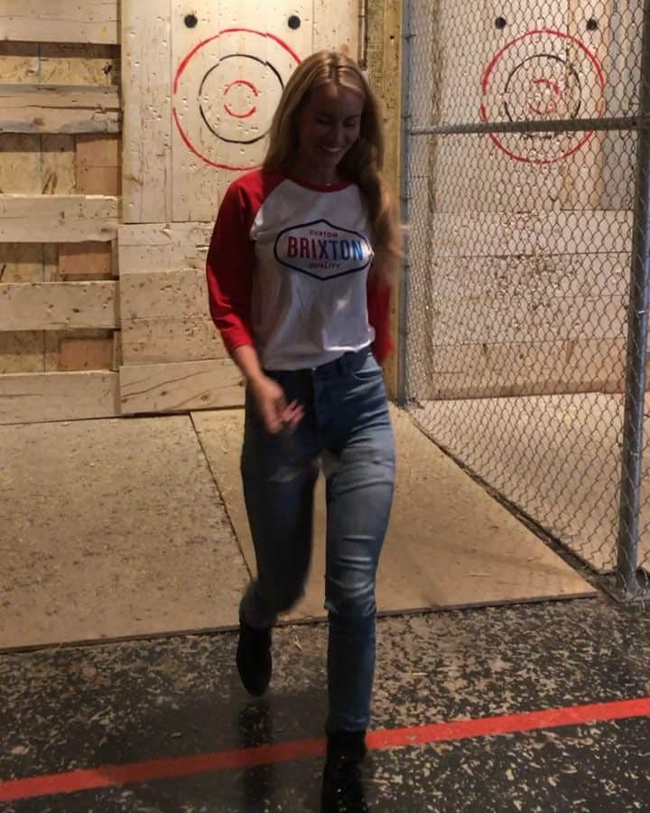 のインスタグラム：「practicing for end of the world 🔪⛏🗡 clearly still a work in progress.」