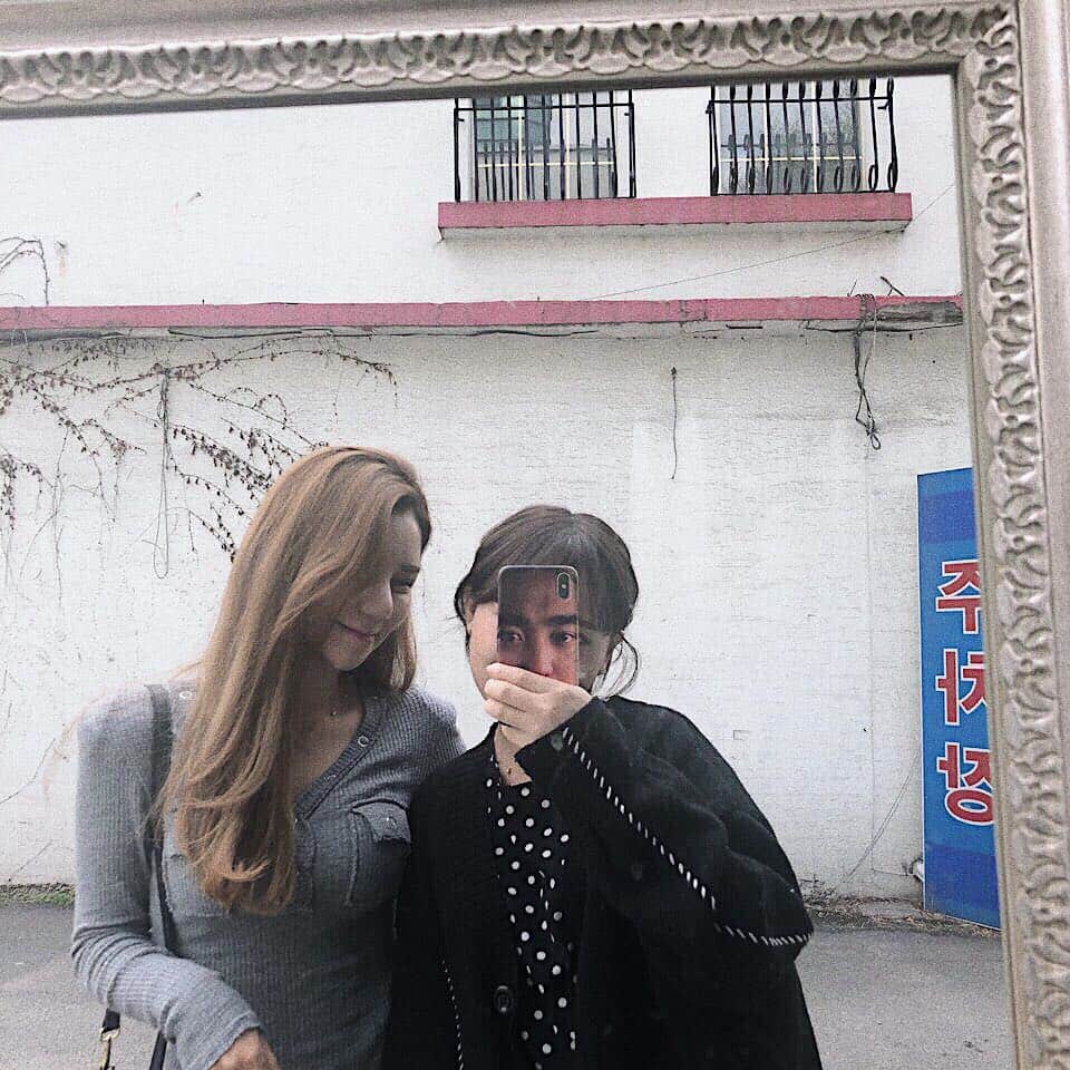 ホン・ヨンギさんのインスタグラム写真 - (ホン・ヨンギInstagram)「#유병재케이스 ㅋㅋ ㅋㅋㅋㅋ ㅋ ㅋㅋㅋㅋㅋㅋㅋㅋㅋㅋ 나도 삿디롤 ㅋㅋㅋㅋ ㅋㅋㅋㅋ 사람들이 볼때마다 깜짝놀라고 웃어버림 ㅠㅠㅠ..ㅌㅋㅋㅋㅋㅋㅋㅋ」4月5日 11時19分 - kisy0729