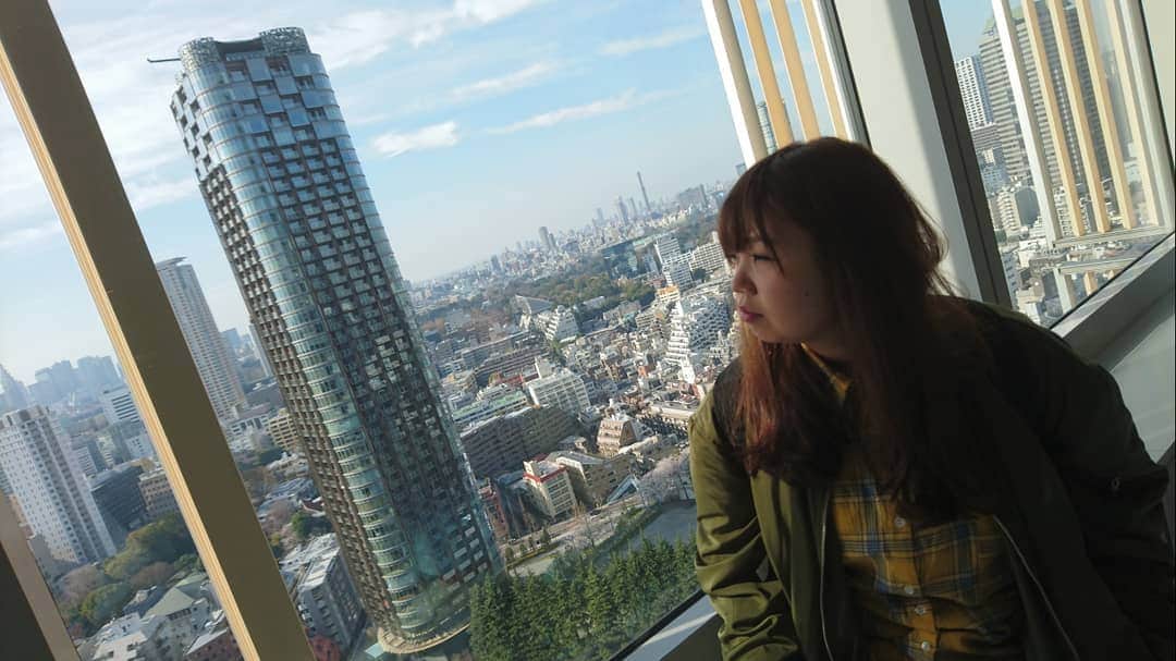 山田愛実のインスタグラム：「【 きいてほしい 】 . 占いTV「ライブdeフォーチュン」 という番組の水曜MCになりました！ . 毎週水曜12:00～14:00、2時間たっぷり話します！ https://uranaitv.jp/ アプリインストールでお楽しみ頂けます！ (コメントもできます) . 「山田の偏見」というコーナーがあり 「山田がむかつきそうな人」 「山田が嫌いそうな人」などを募集しています。 . ldf@uranaitv.jp メールで送ってくださいませ。 ご意見、感想なども大歓迎！ . #占いTV #ライブdeフォーチュン #水曜日 #TEAMBANANA #高いところに藤本 .」