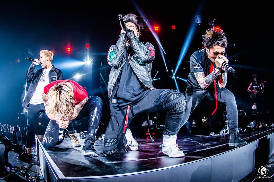 Kenta Koieさんのインスタグラム写真 - (Kenta KoieInstagram)「The Japanese Dream Team!!!🇯🇵 @10969taka  @mahfromsim  @masato_coldrain  Photo by @julenphoto」4月6日 10時48分 - kencrossfaith