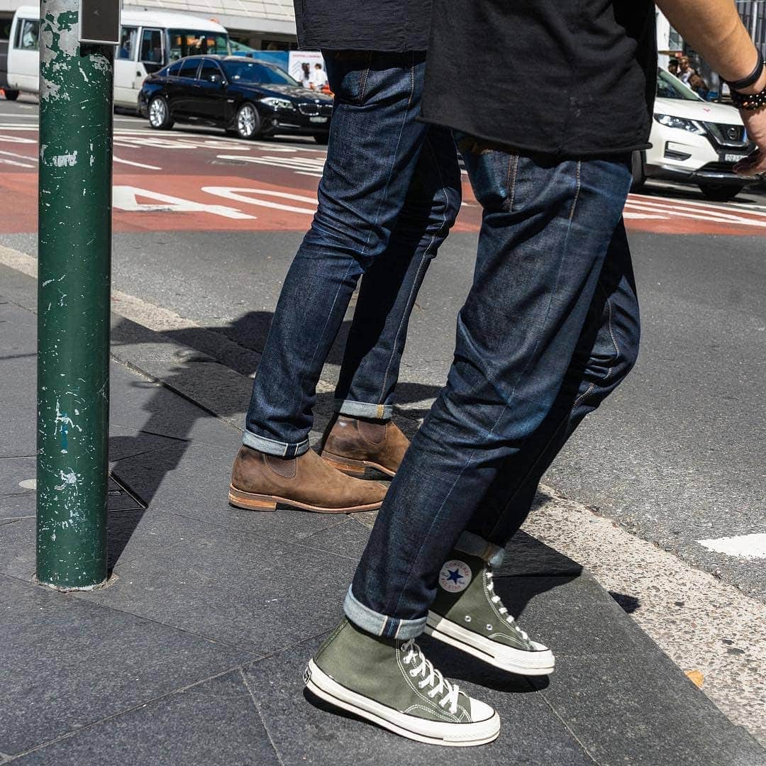 のインスタグラム：「Dry Japanese selvage (x2) on the streets of Sydney - and nicely cuffed. . . . #nudiejeans #leandean #organicdenim」