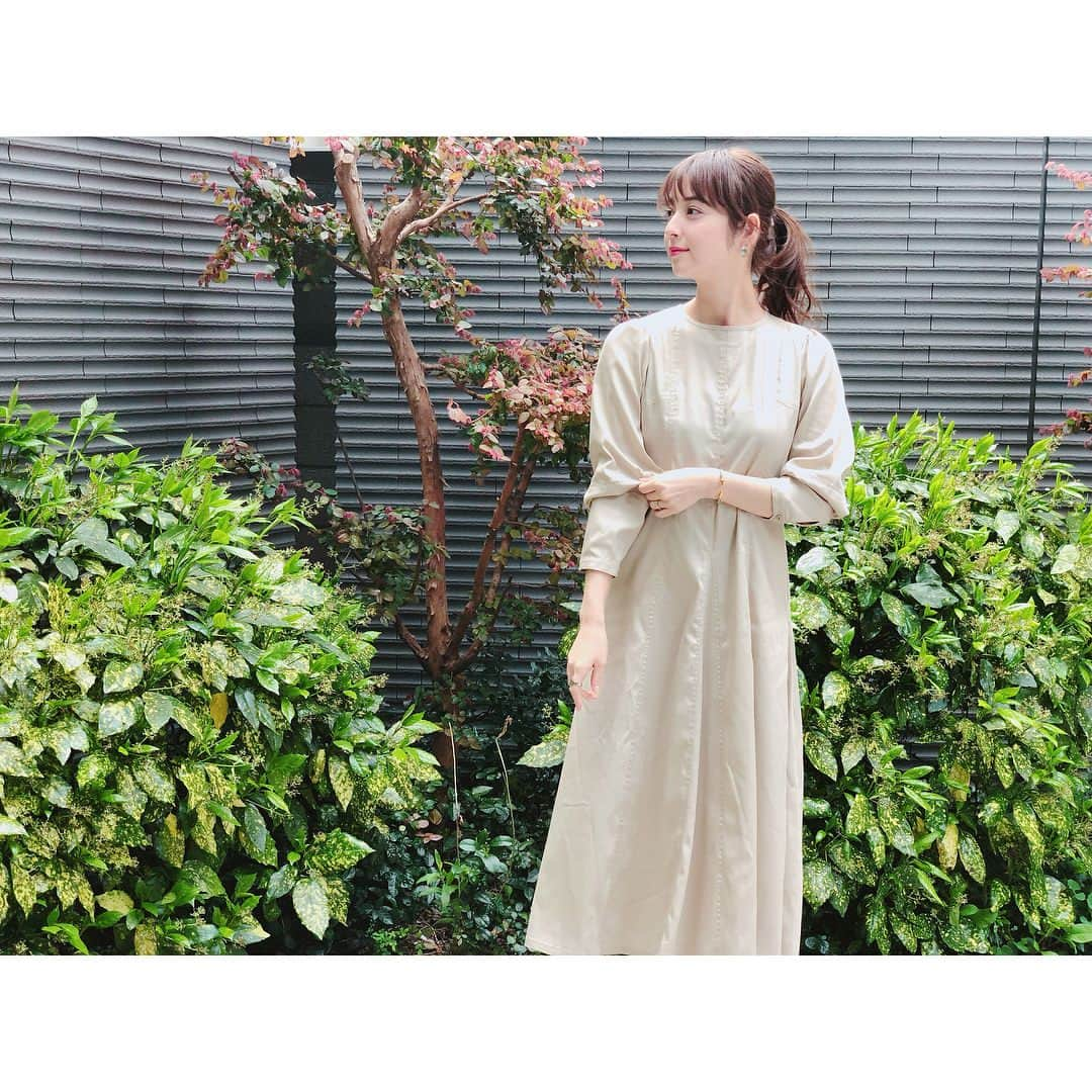 佐々木希さんのインスタグラム写真 - (佐々木希Instagram)「本日の #のぞみの私服 アンティミテのワンピースは 歩くたびにヒラヒラと♡ 形にこだわりました。 色違いもあります。  onepiece#intimite bag#FURLA shoes#Churchs」4月6日 21時00分 - nozomisasaki_official